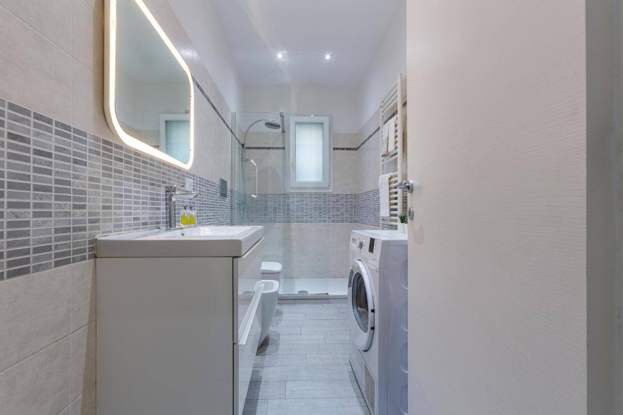 Bolognina Bright Apartment Near The Station Bologna Ngoại thất bức ảnh